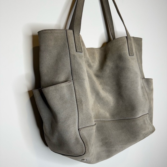 Garnet Hill Suede Leather Gray Tote Bag Purse Slouchy Boho Magnetic Closure - Picture 3 of 11